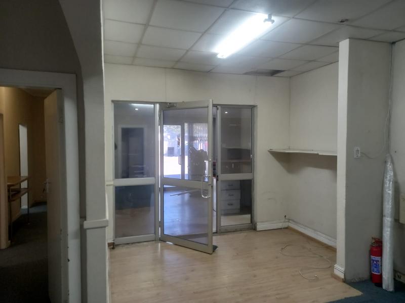 To Let commercial Property for Rent in Newton Park Eastern Cape